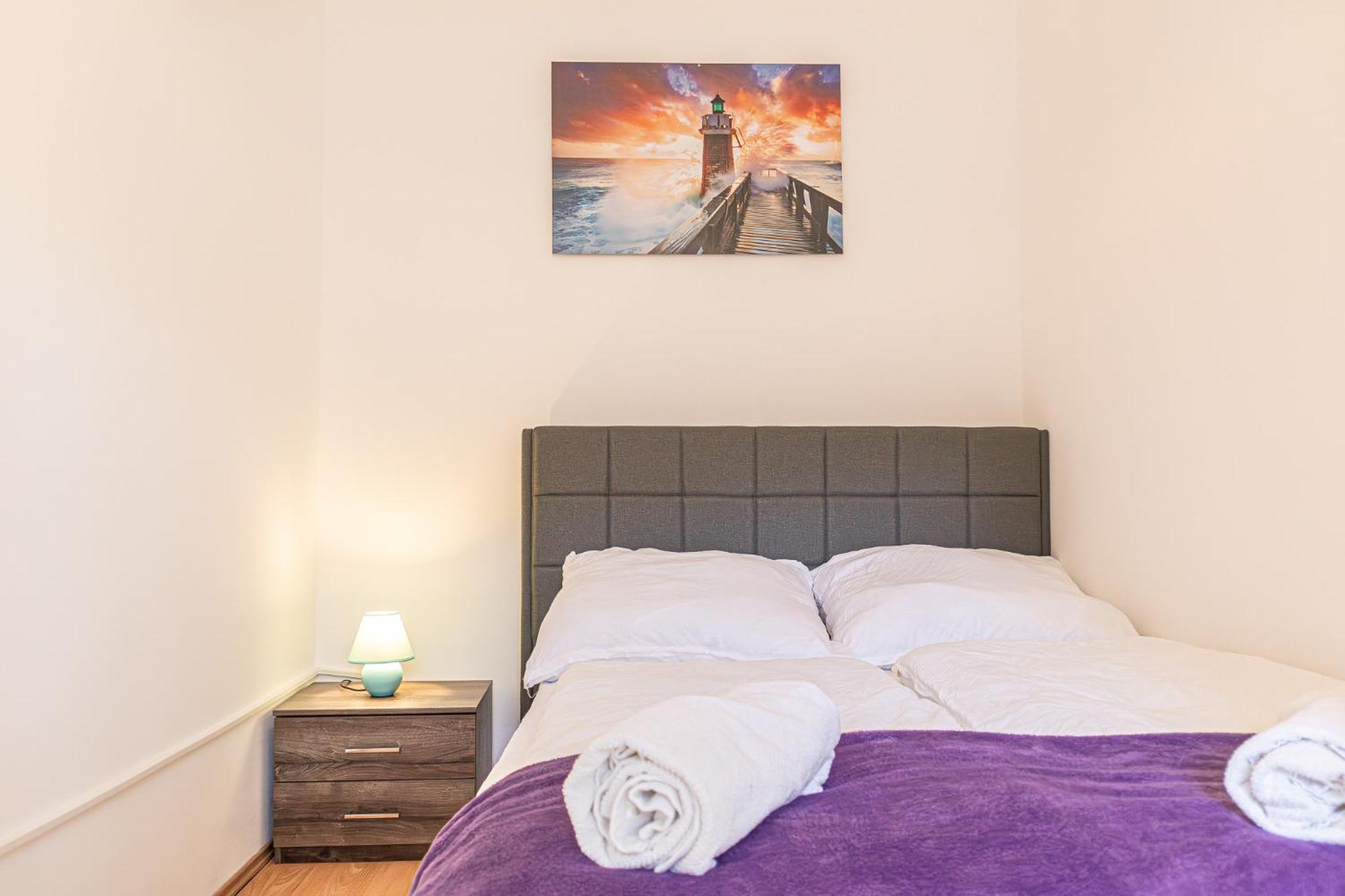 Spacious 2Br Apt Great Location - Near Schoenbrunn Вена Экстерьер фото